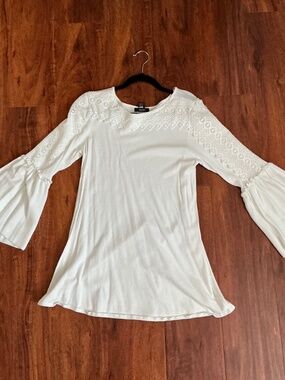 Alfani Women’s White Puff Sleeve Long Top w/ Lace